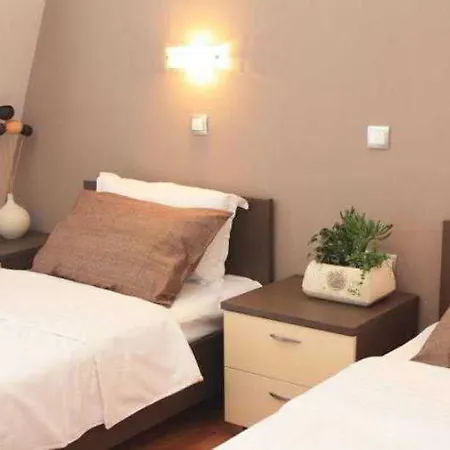 Porta Готель Скоп'є